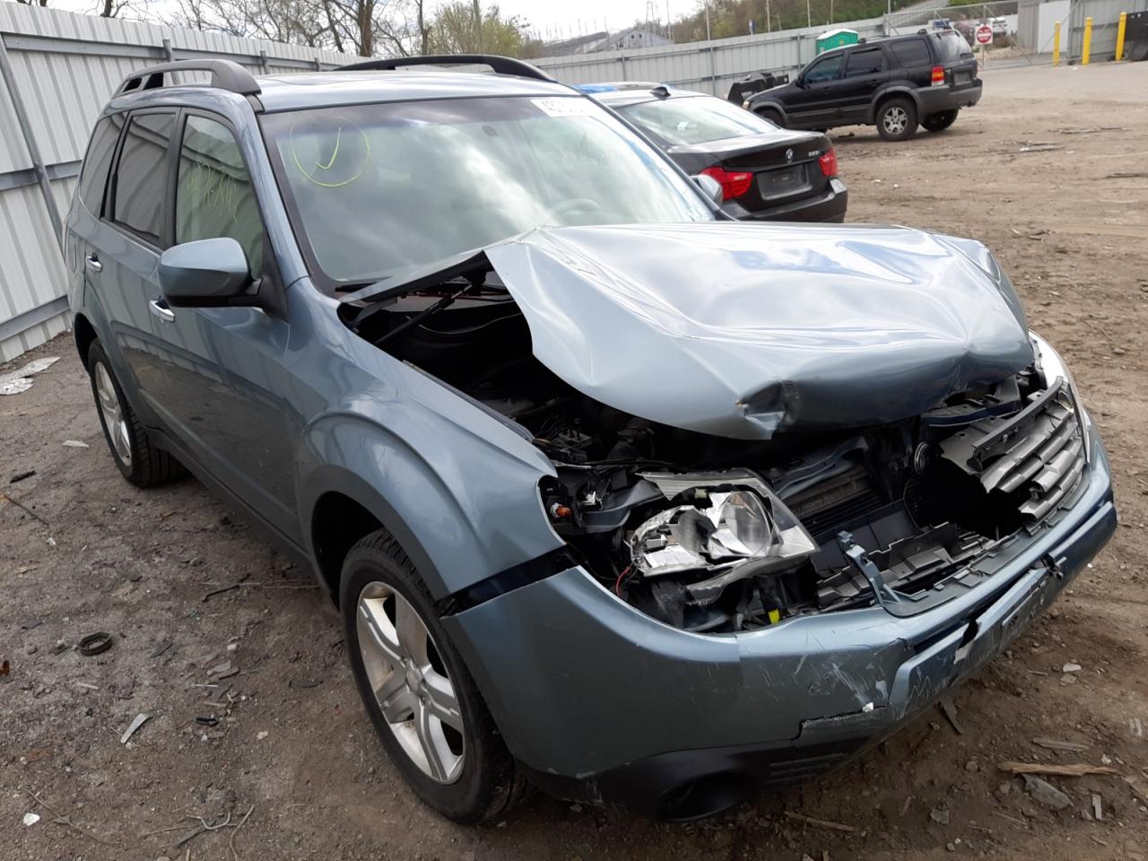 SUBARU FORESTER 2 2010 with VIN JF2SH6CCXAH748947 - Photo from auction