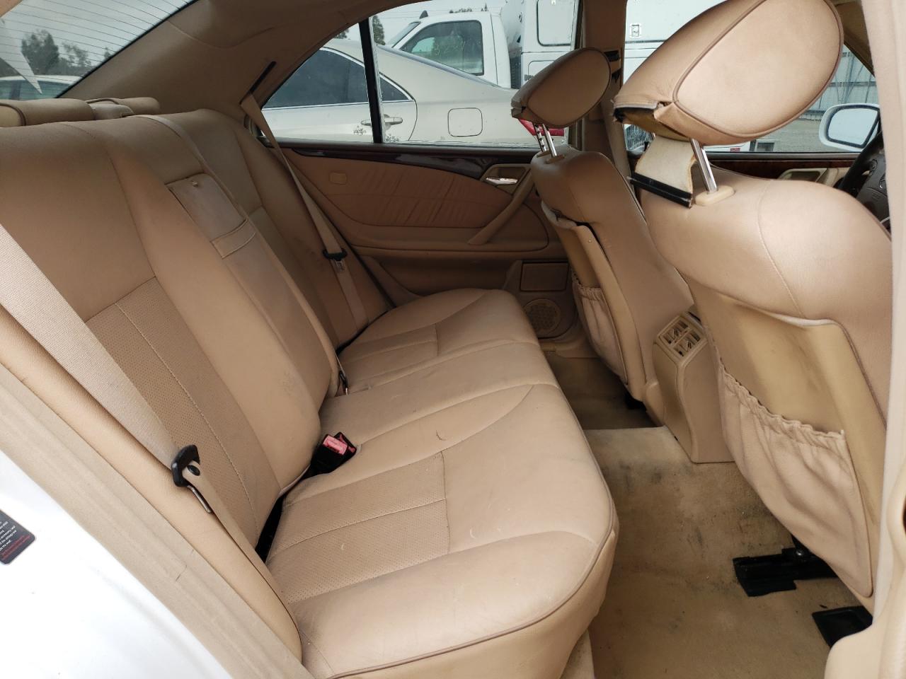 Zdjęcie 6 z aukcji – 2001 MERCEDES-BENZ E 320 z VIN WDBJF65J71B381731