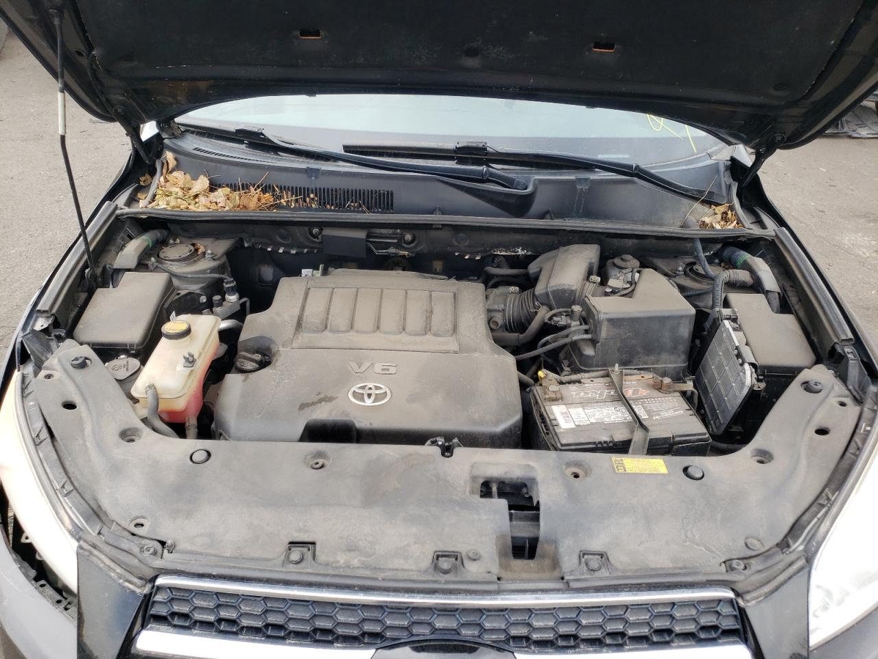 Photo 7 from auction – 2010 TOYOTA RAV4 LIMIT with VIN 2T3DK4DV0AW017600