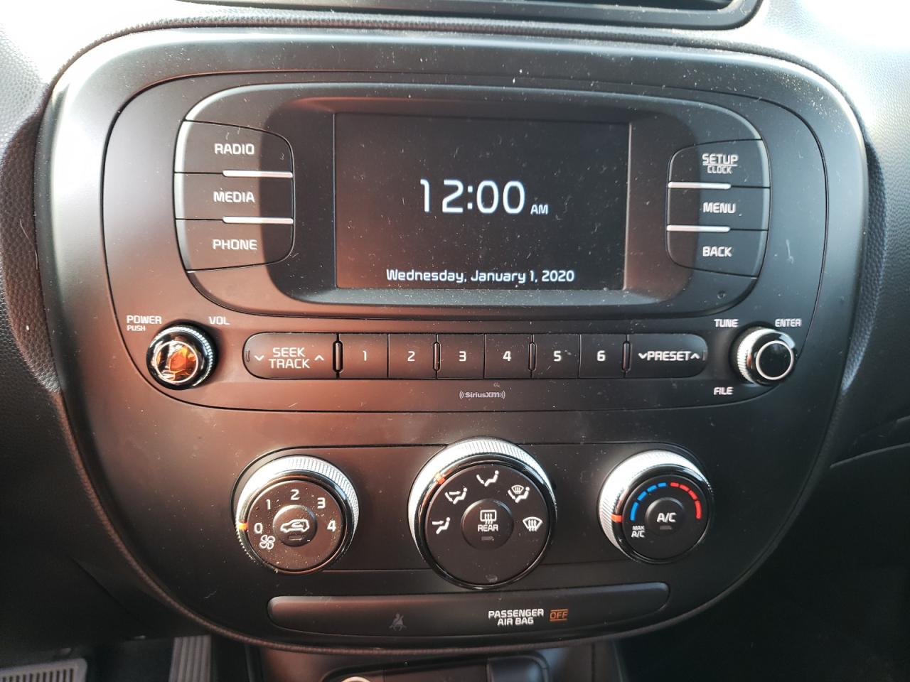 Photo 9 from auction – 2018 KIA SOUL with VIN KNDJN2A20J7903517
