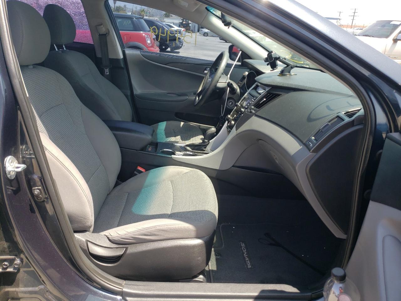 Photo 5 from auction – 2012 HYUNDAI SONATA GLS with VIN 5NPEB4AC0CH416945