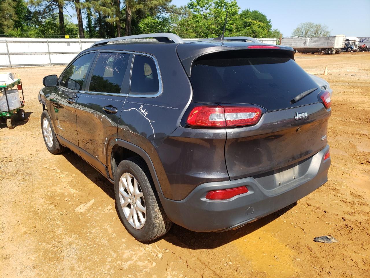 Photo 3 from auction – 2017 JEEP CHEROKEE L with VIN 1C4PJLCB8HW523527