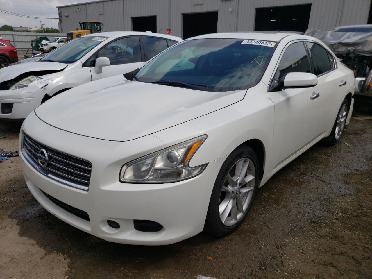 Photo 2 from auction – 2011 NISSAN MAXIMA S with VIN 1N4AA5AP5BC823007