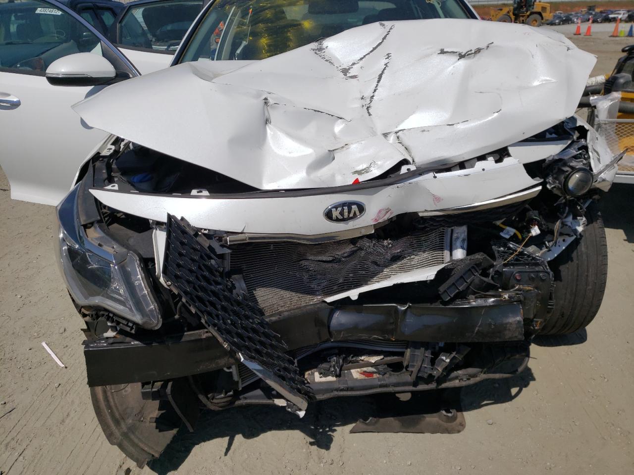 Photo 7 from auction – 2016 KIA OPTIMA LX with VIN 5XXGT4L34GG035992