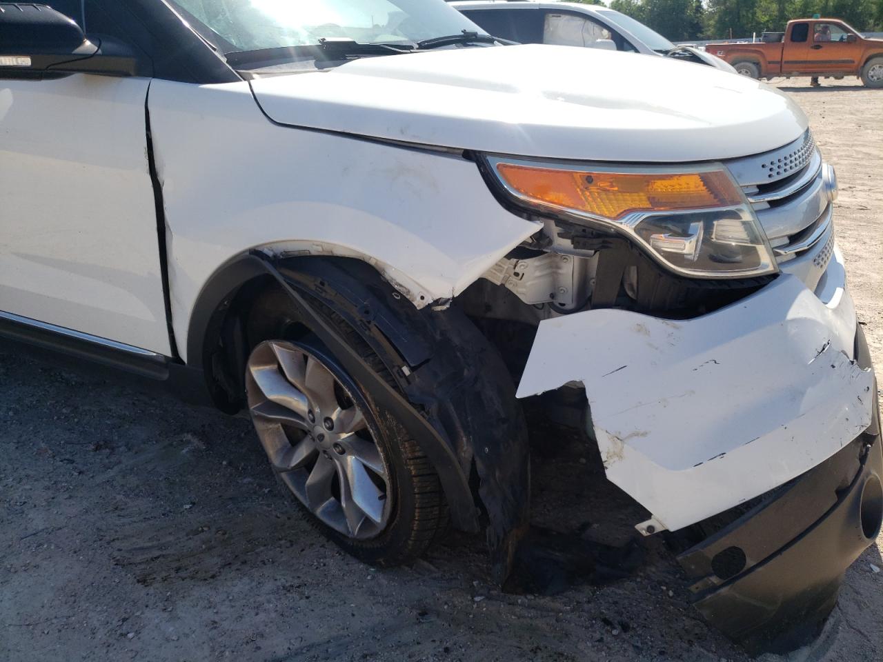 Photo 9 from auction – 2015 FORD EXPLORER X with VIN 1FM5K7D82FGC37464