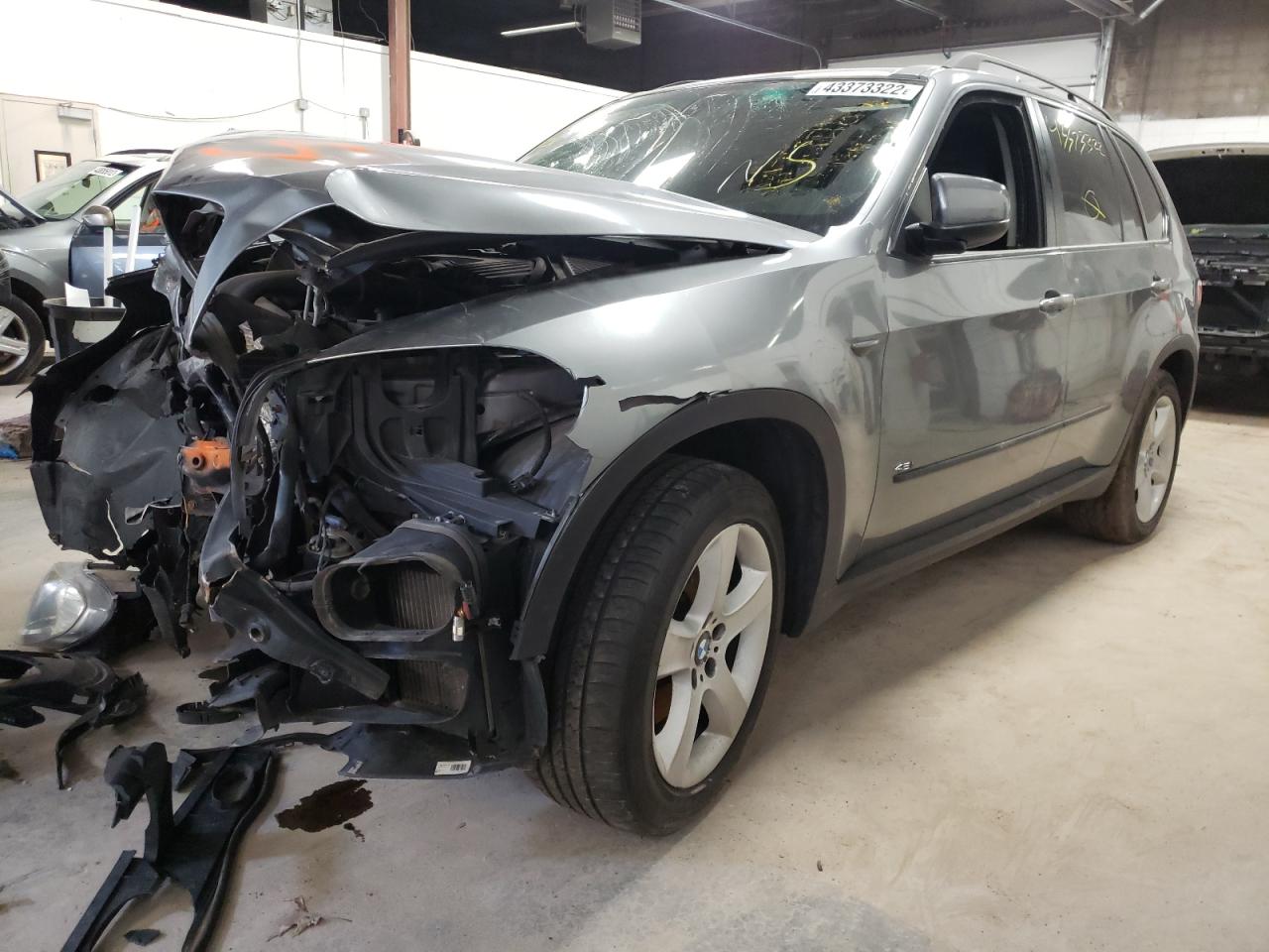Photo 2 from auction – 2007 BMW X5 4.8I with VIN 5UXFE83547LZ43565