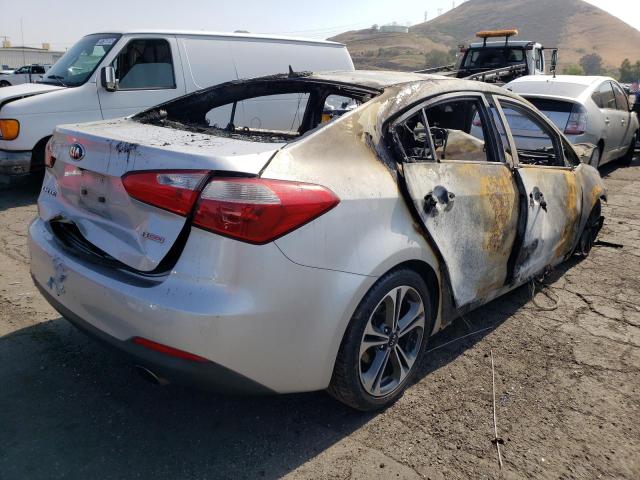 Photo 4 from auction – 2016 KIA FORTE EX with VIN KNAFZ4A83G5529688