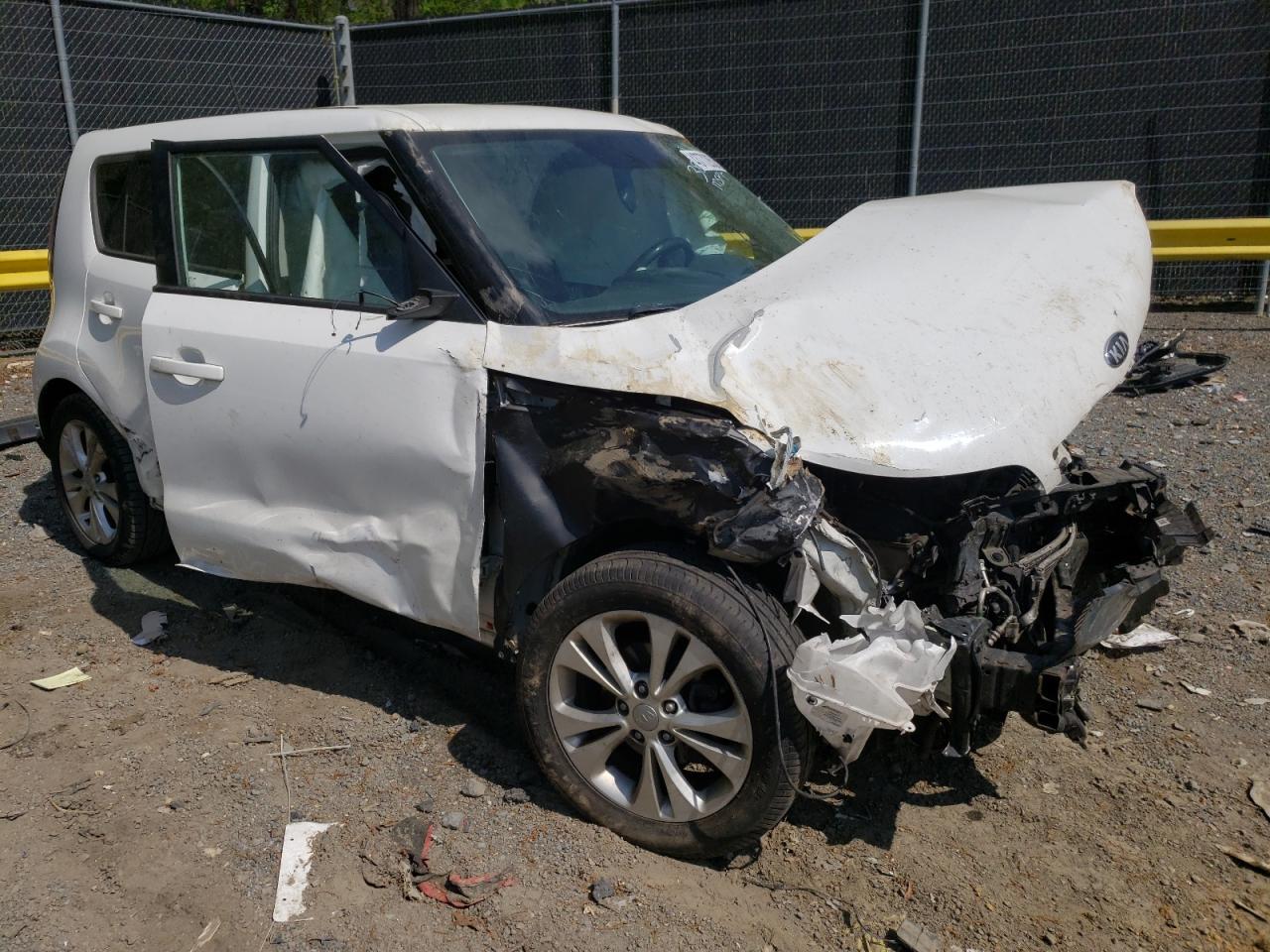 Photo 10 from auction – 2014 KIA SOUL + with VIN KNDJP3A53E7043838