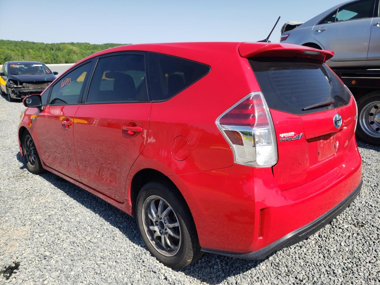 Photo 3 from auction – 2015 TOYOTA PRIUS V with VIN JTDZN3EU0FJ034870