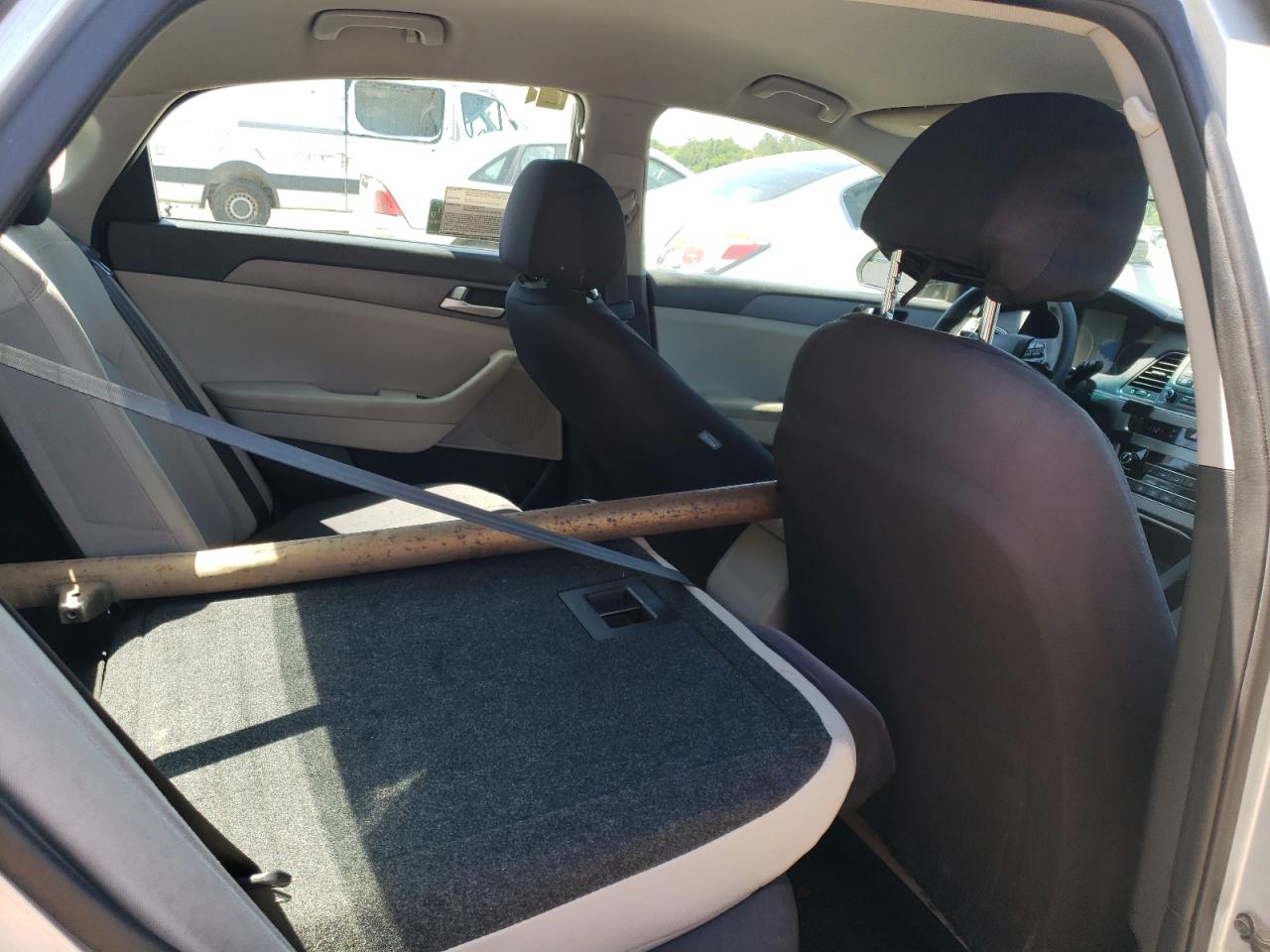 Photo 6 from auction – 2017 HYUNDAI SONOTA with VIN 5NPE24AF7HH572384