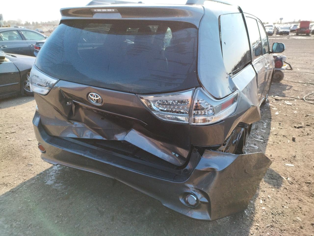 Photo 9 from auction – 2011 TOYOTA SIENNA SPO with VIN 5TDXK3DCXBS067638