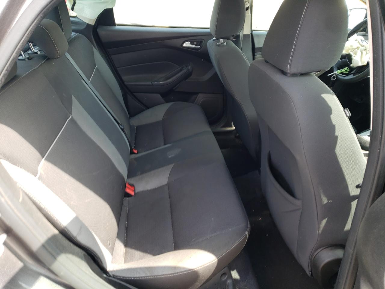 Photo 6 from auction – 2012 FORD FOCUS SE with VIN 1FAHP3F20CL386257