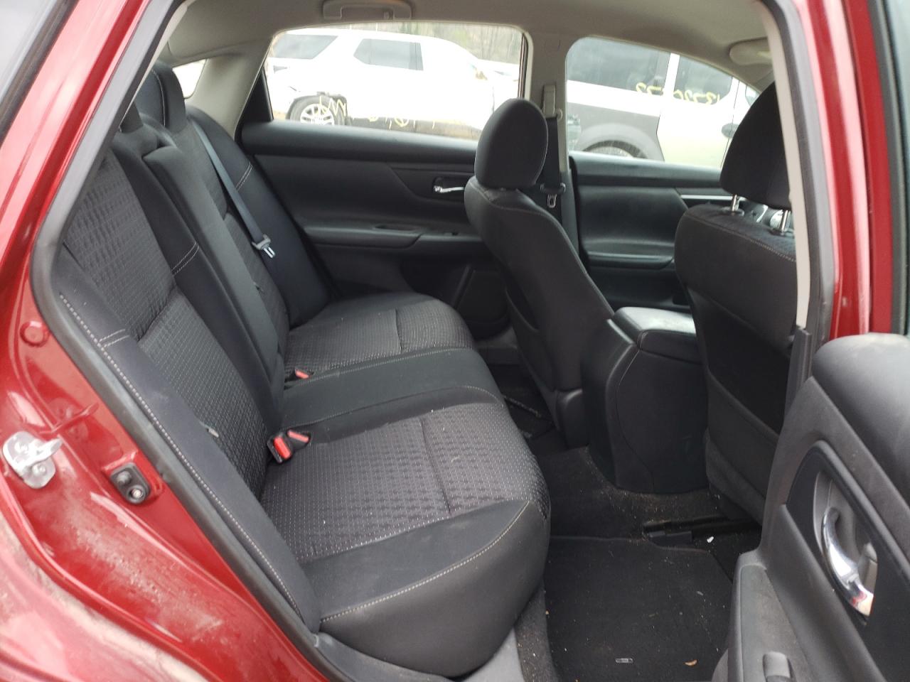 Photo 6 from auction – 2016 NISSAN ALTIMA 2.5 with VIN 1N4AL3AP8GN305841