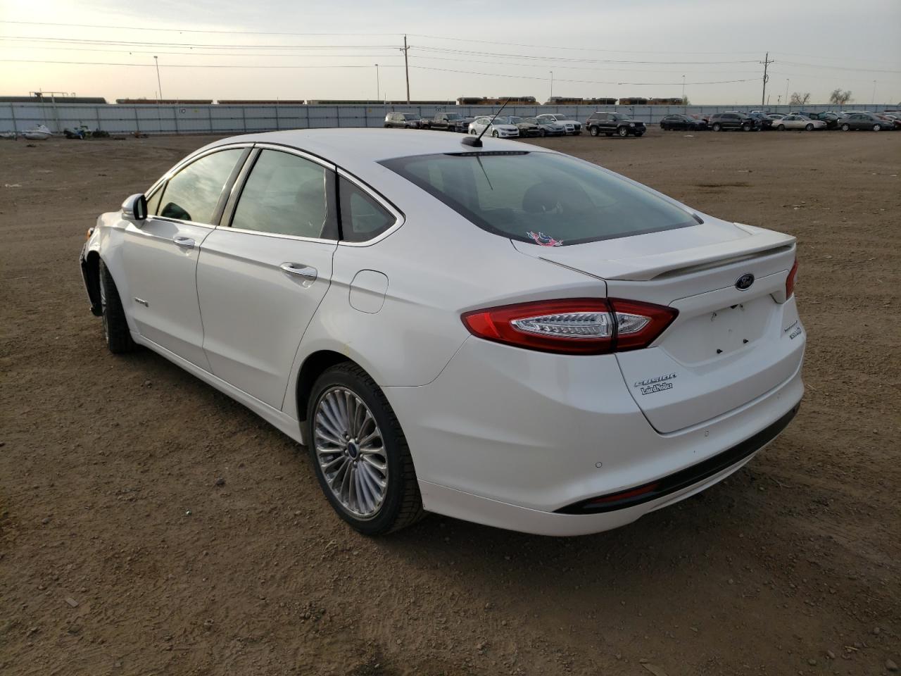 Photo 3 from auction – 2013 FORD FUSION with VIN 3FA6P0RU6DR282054