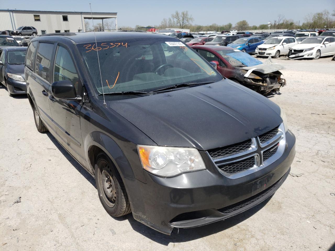 Photo 1 from auction – 2012 DODGE GRAND CARA with VIN 2C4RDGCG1CR365374