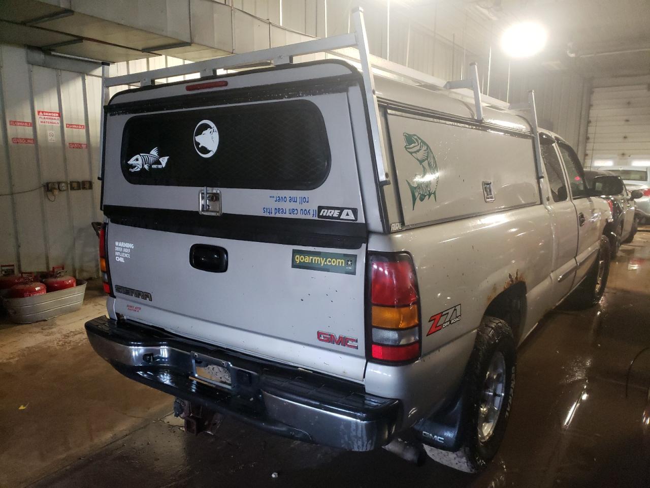 Photo 4 from auction – 2005 GMC NEW SIERRA with VIN 1GTEK19B75E159263
