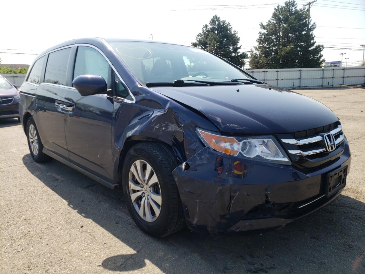 Photo 1 from auction – 2017 HONDA ODYSSEY EX with VIN 5FNRL5H61HB025250