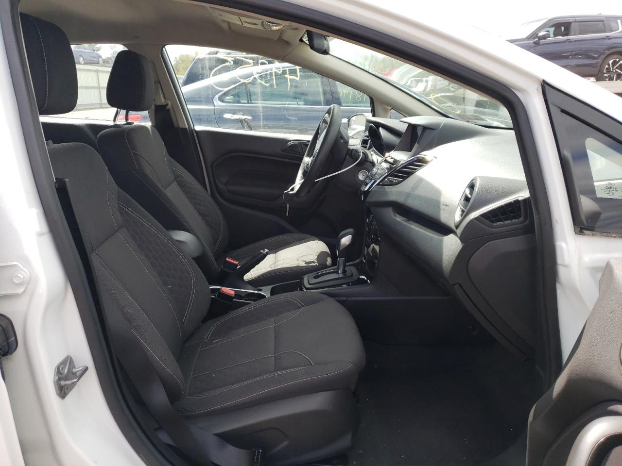 Photo 5 from auction – 2019 FORD FIESTA SE with VIN 3FADP4EJ9KM105616