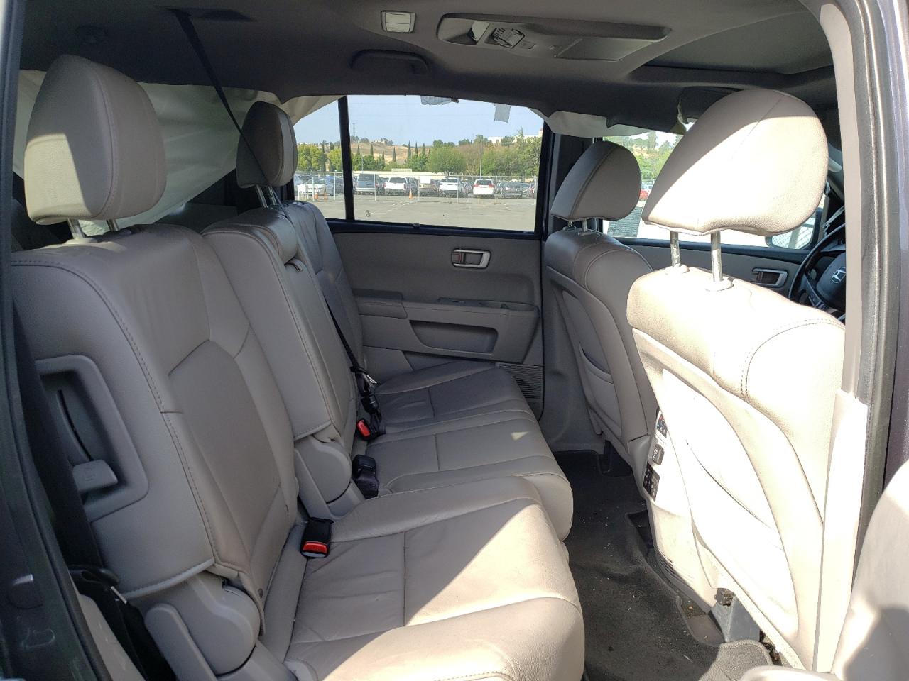 Photo 6 from auction – 2014 HONDA PILOT TOUR with VIN 5FNYF4H91EB040303