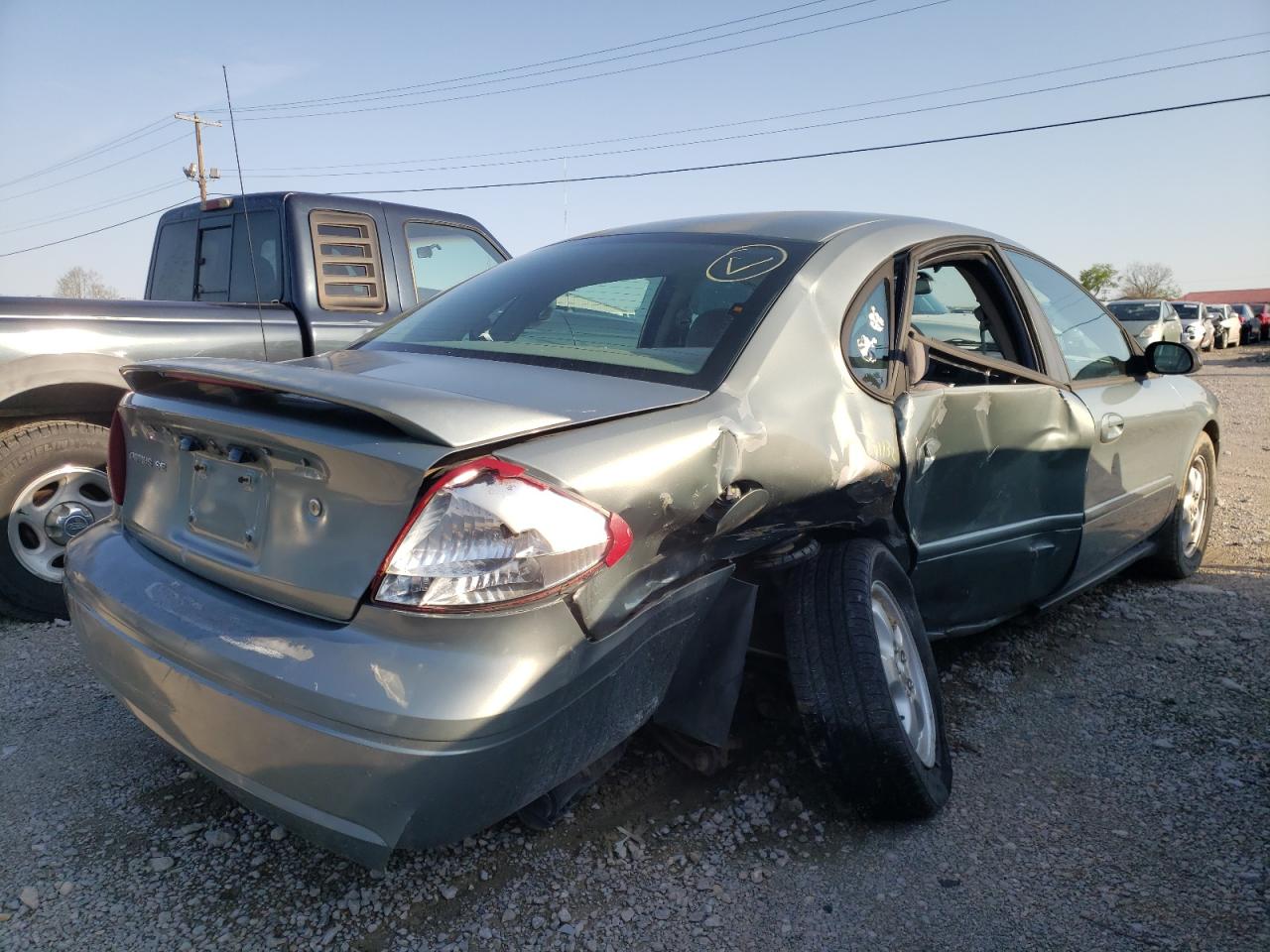 Photo 4 from auction – 2007 FORD TAURUS SE with VIN 1FAFP53U17A106789