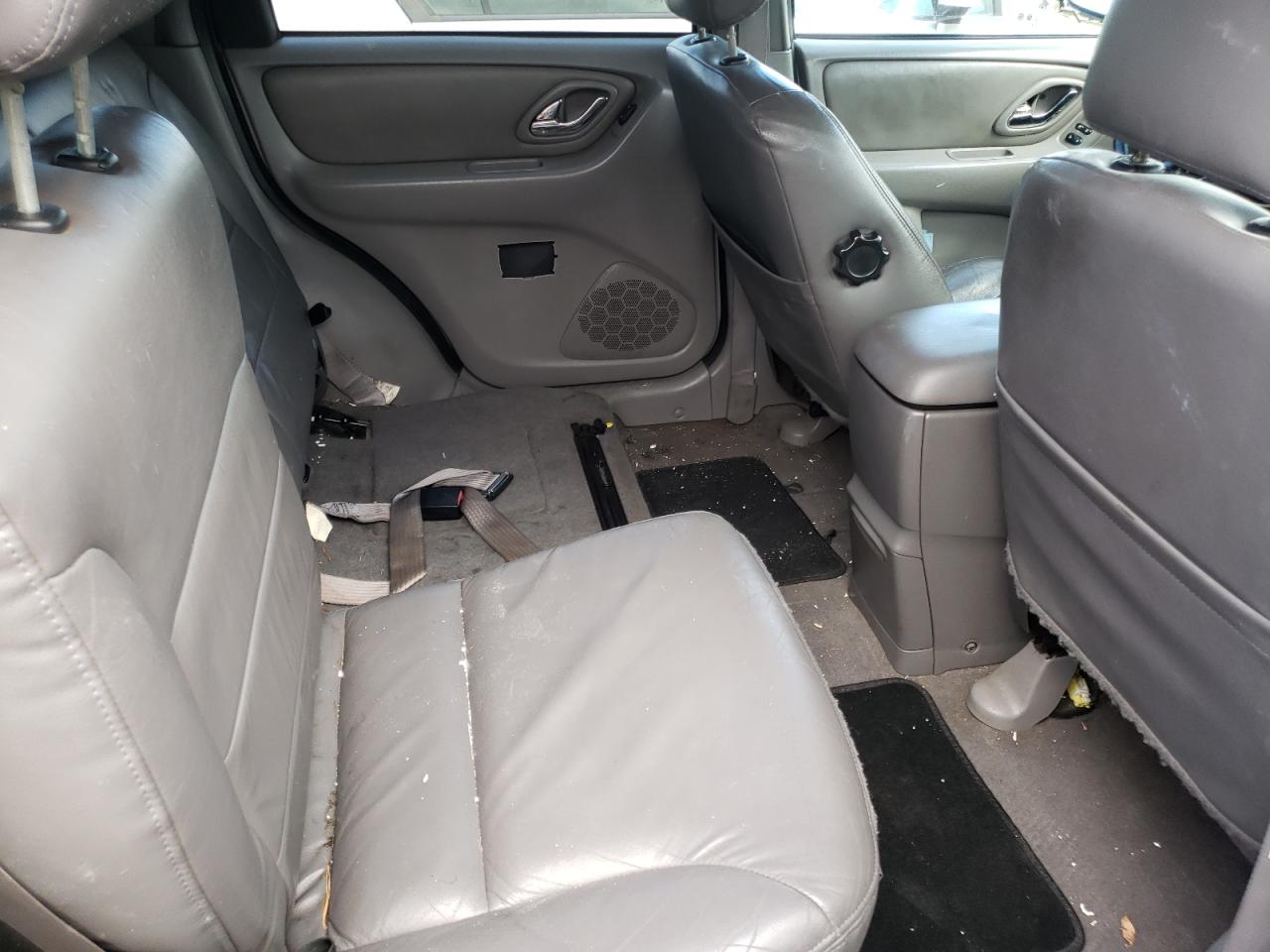 Photo 6 from auction – 2002 MAZDA TRIBUTE with VIN 4F2YU08122KM01870