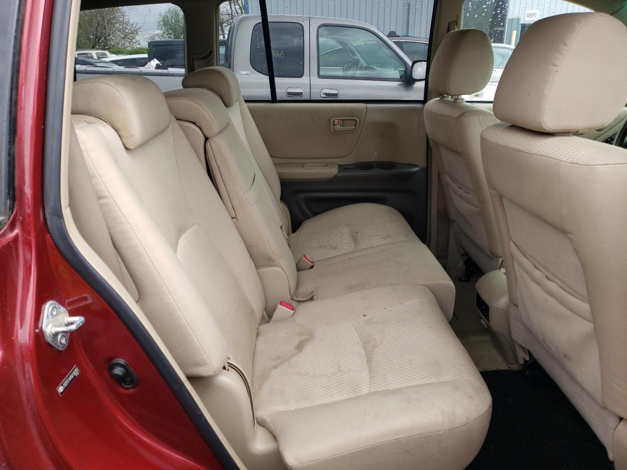 Photo 6 from auction – 2005 TOYOTA HIGHLANDER with VIN JTEEP21A450100450