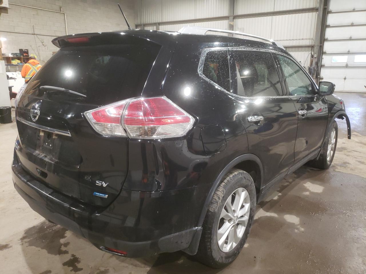 Photo 4 from auction – 2014 NISSAN ROGUE S with VIN 5N1AT2MT9EC865420