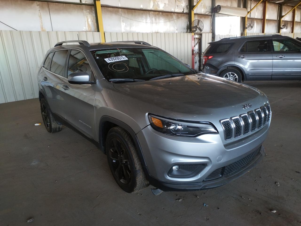 JEEP CHEROKEE L 2019 with VIN 1C4PJLCB5KD473981 - Photo from auction