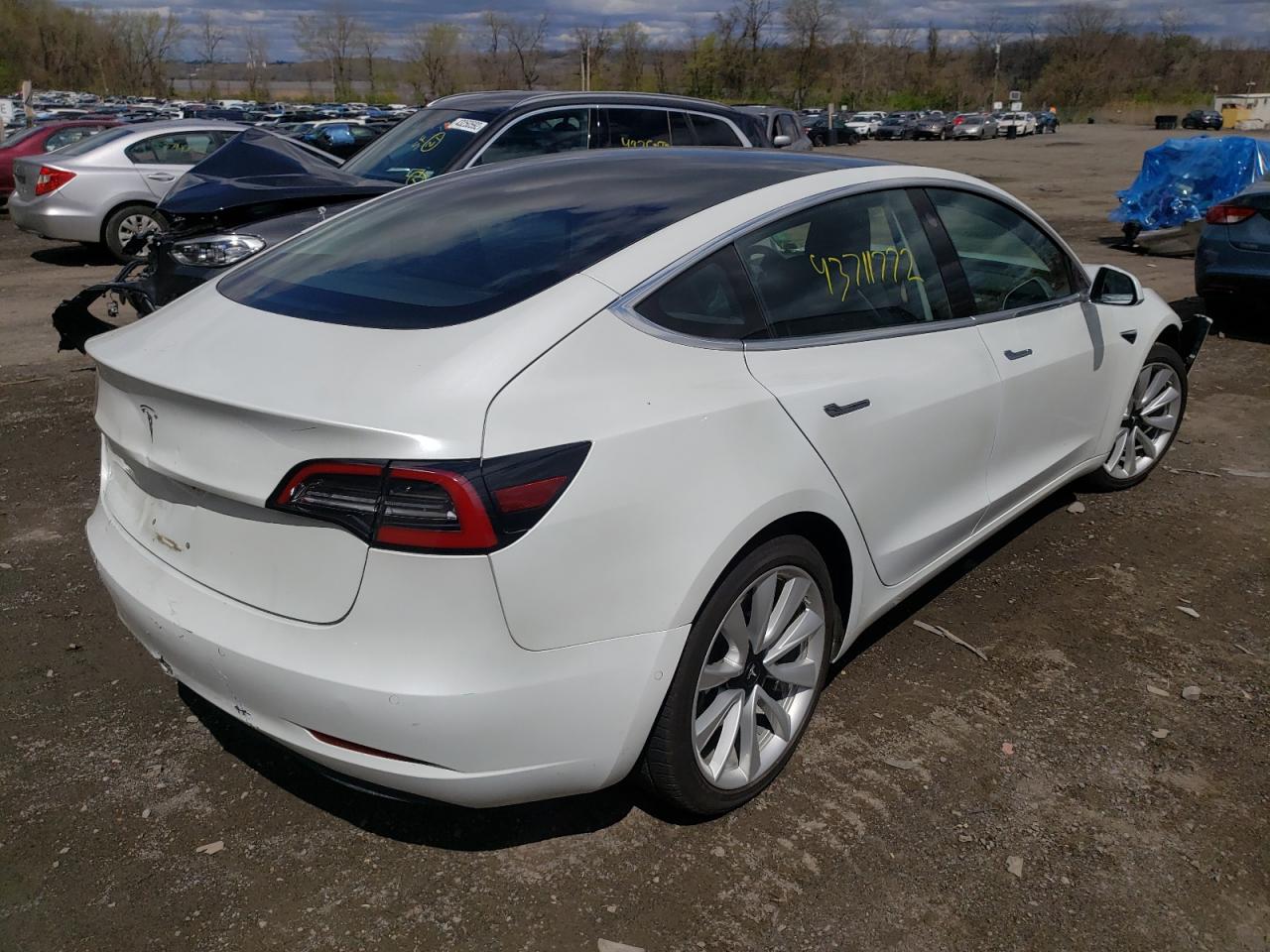 Photo 4 from auction – 2018 TESLA MODEL 3 with VIN 5YJ3E1EA4JF154736