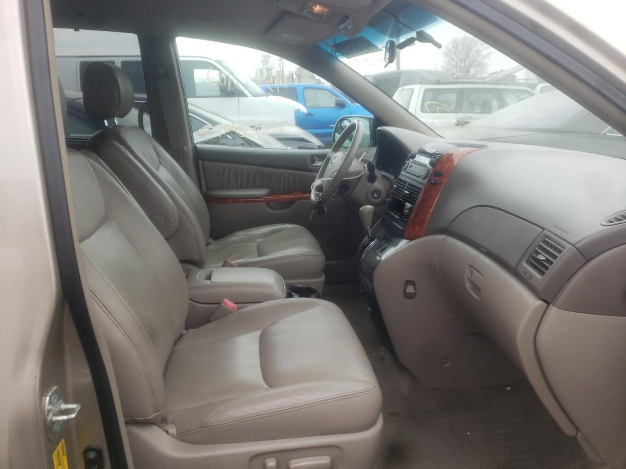 Photo 5 from auction – 2008 TOYOTA SIENNA with VIN 5TDZK22C08S186698
