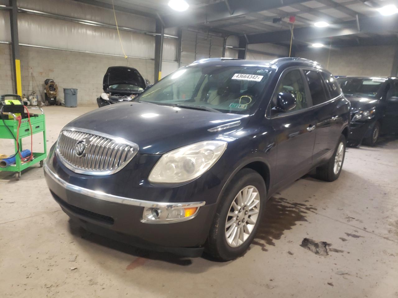 Photo 2 from auction – 2011 BUICK ENCLAVE CX with VIN 5GAKVBED9BJ308834