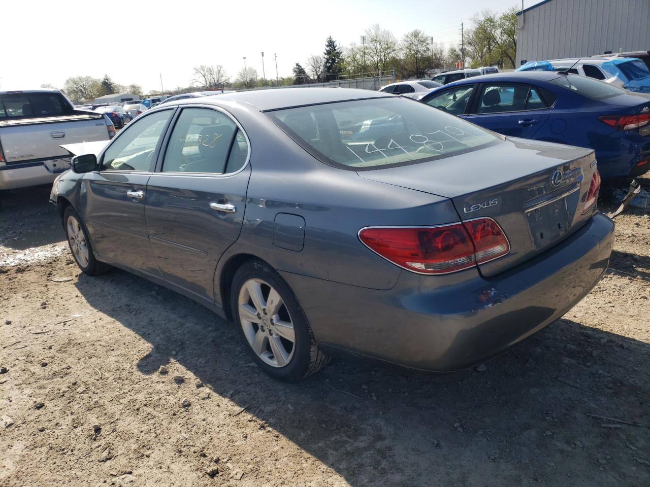Фото 3 с аукциона – 2006 LEXUS ES 330 с VIN JTHBA30G165144879