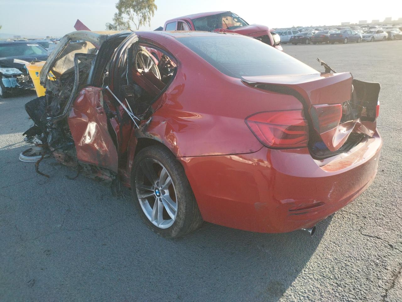 Photo 3 from auction – 2016 BMW 320 I with VIN WBA8E1G50GNT36026