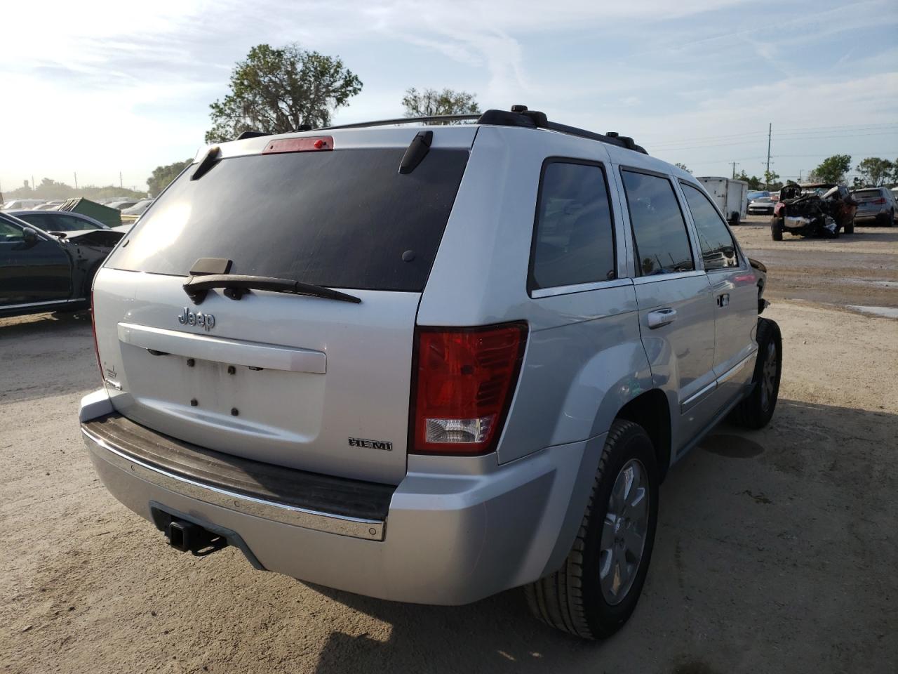 Photo 4 from auction – 2008 JEEP GRAND CHER with VIN 1J8HS58278C185389