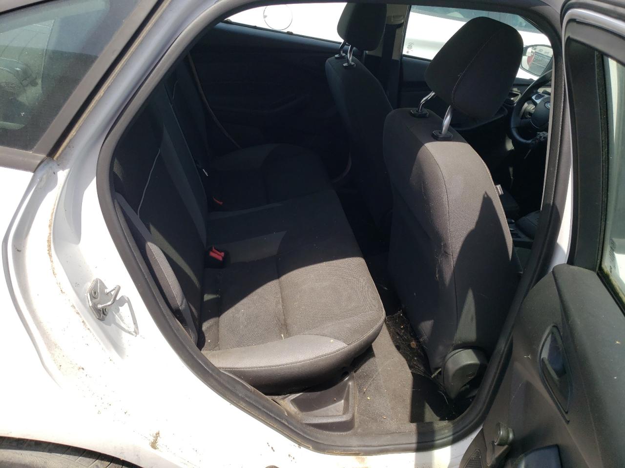 Photo 6 from auction – 2014 FORD FOCUS S with VIN 1FADP3E27EL224970