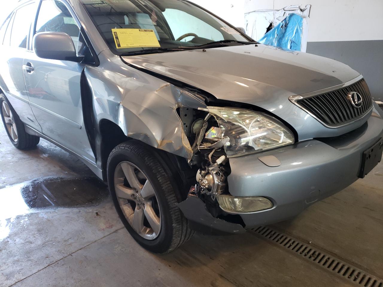 Photo 9 from auction – 2005 LEXUS RX 330 with VIN 2T2HA31U15C070344
