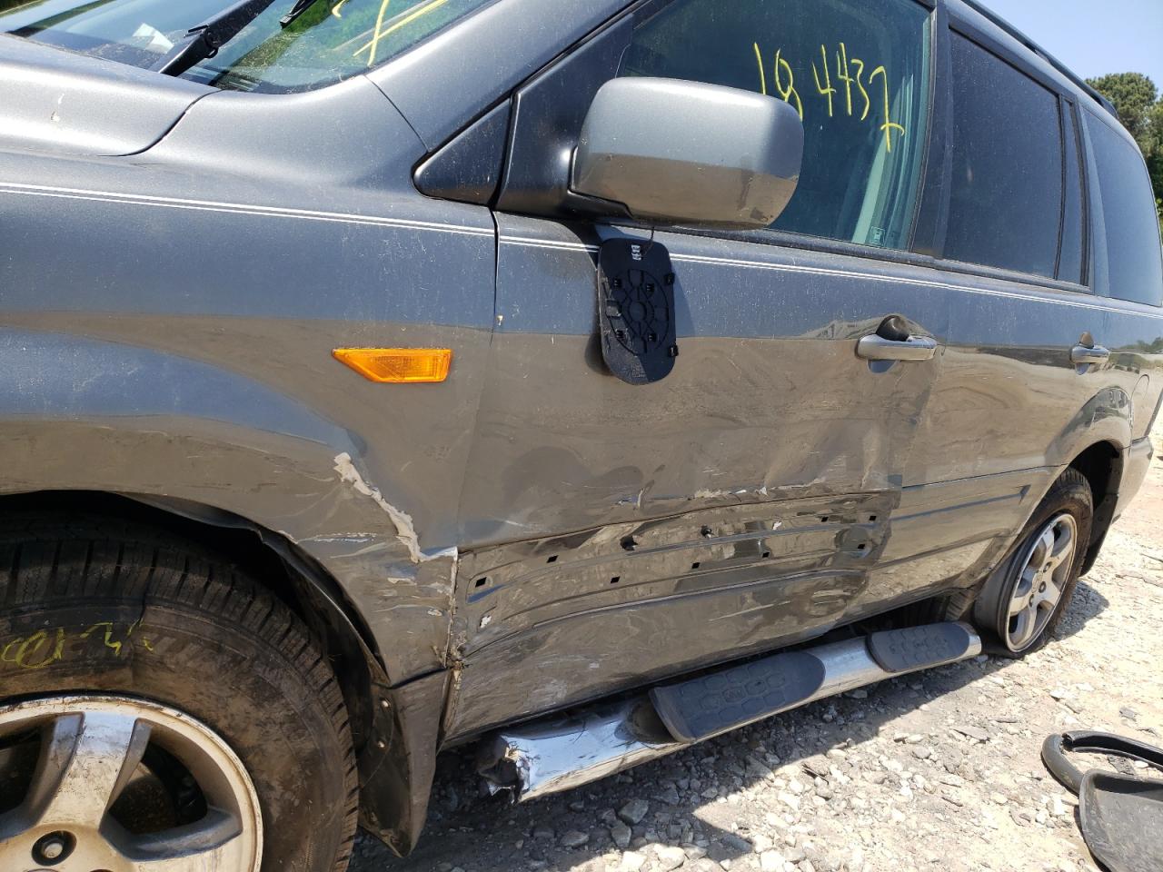 Photo 9 from auction – 2008 HONDA PILOT with VIN 5FNYF28768B005991