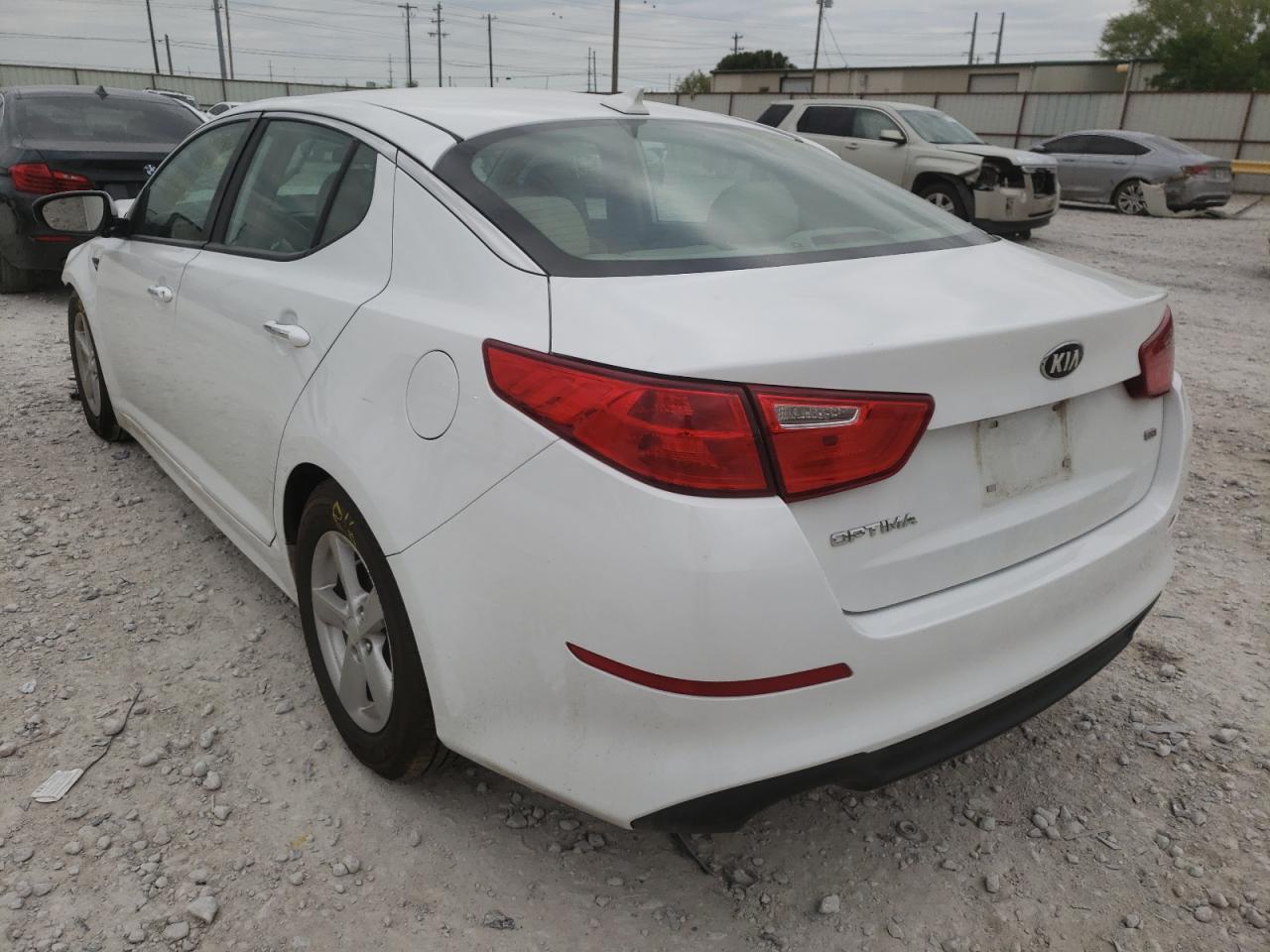 Photo 3 from auction – 2015 KIA OPTIMA LX with VIN 5XXGM4A71FG512220