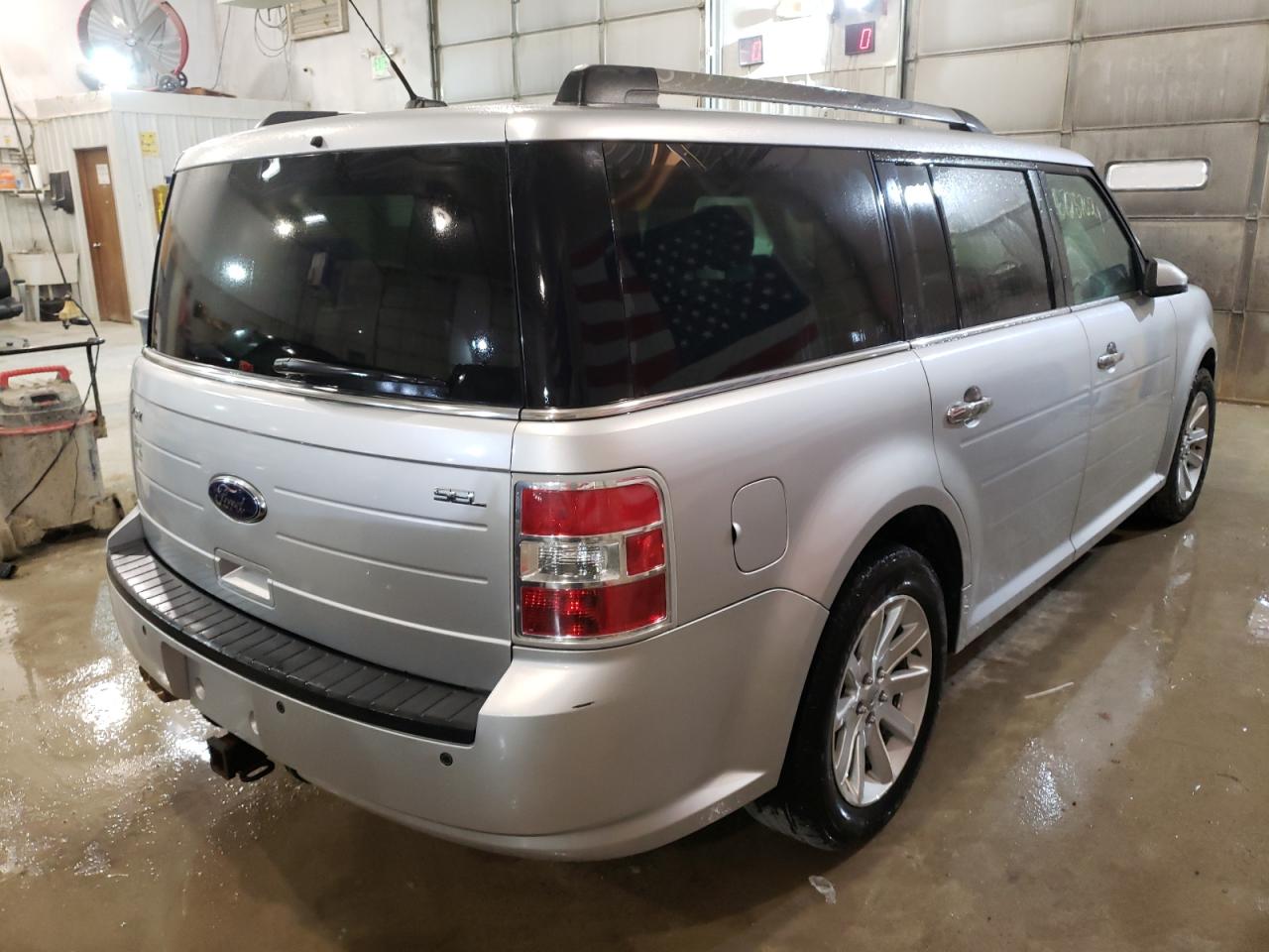 Photo 4 from auction – 2010 FORD FLEX SEL with VIN 2FMGK5CC9ABA67929