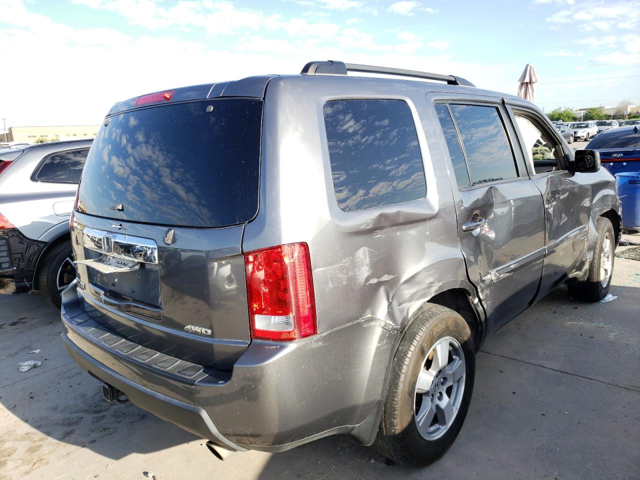 Photo 4 from auction – 2011 HONDA PILOT EXL with VIN 5FNYF4H53BB005724