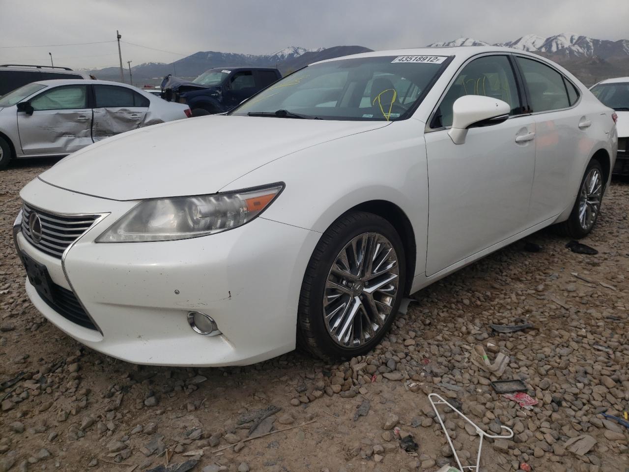 Photo 2 from auction – 2013 LEXUS ES 350 with VIN JTHBK1GG8D2031047