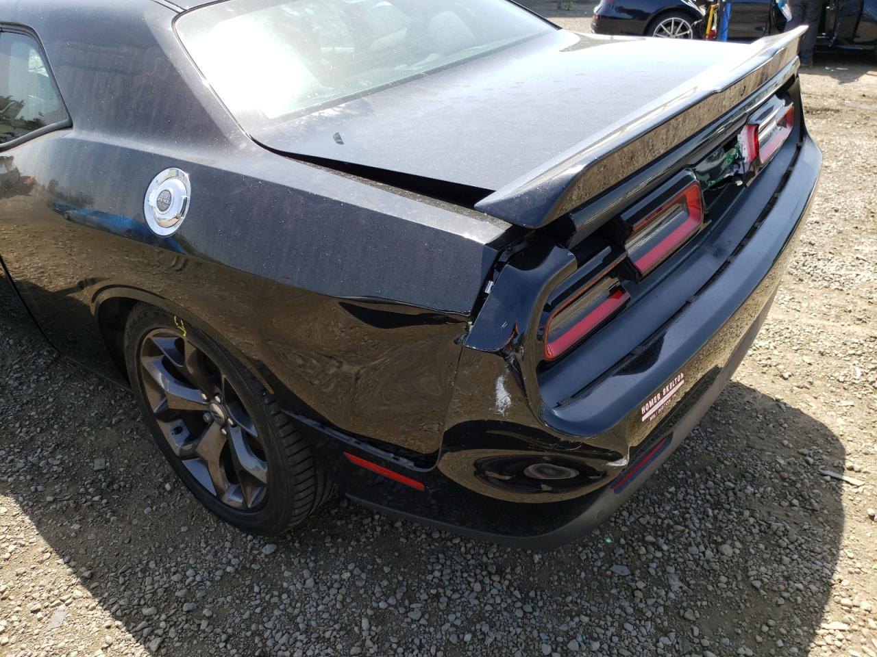 Photo 10 from auction – 2018 DODGE CHALLENGER with VIN 2C3CDZAG6JH131422