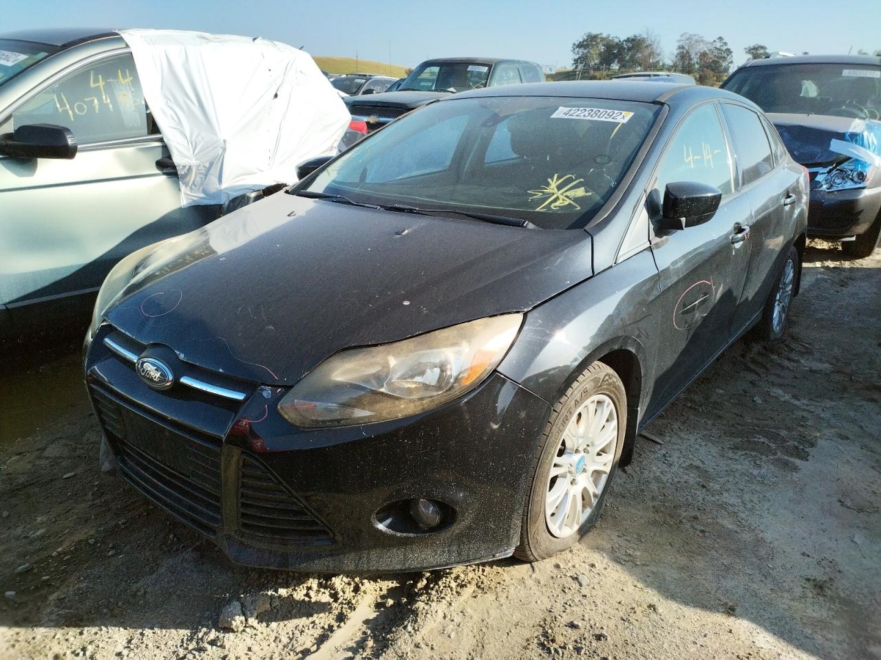 Photo 2 from auction – 2012 FORD FOCUS SE with VIN 1FAHP3F21CL416298