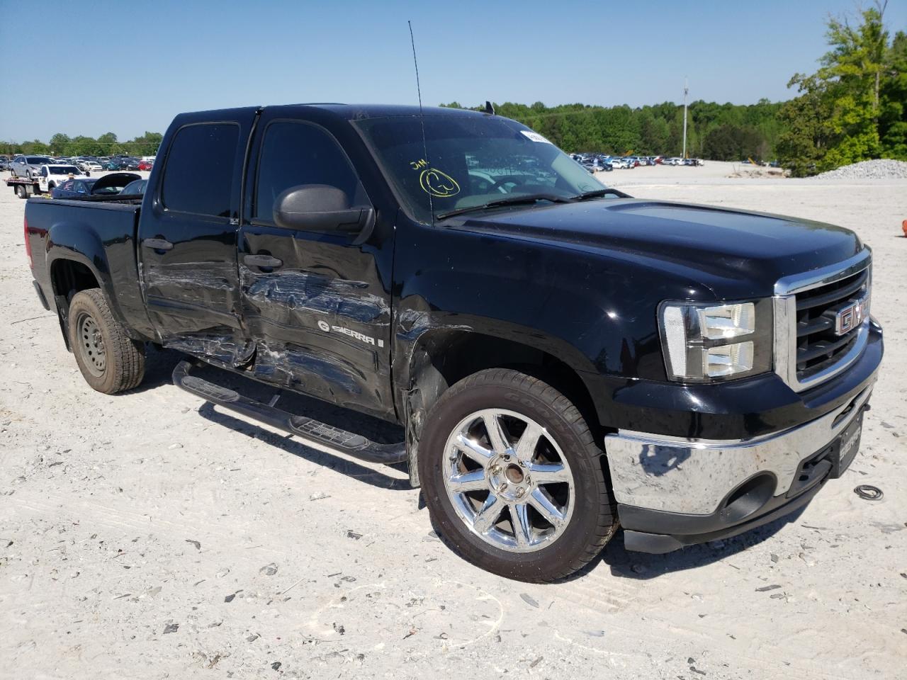 GMC NEW SIERRA 2007 with VIN 3GTEC13C27G533644 - Photo from auction