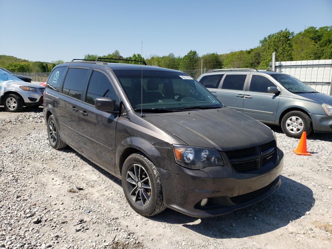 DODGE GRAND CARA 2017 with VIN 2C4RDGEG7HR693306 - Photo from auction