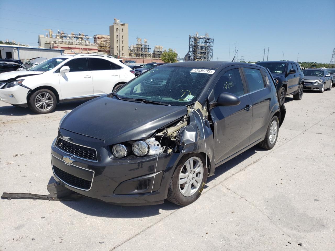 Photo 2 from auction – 2014 CHEVROLET SONIC LT with VIN 1G1JC6SH2E4228897