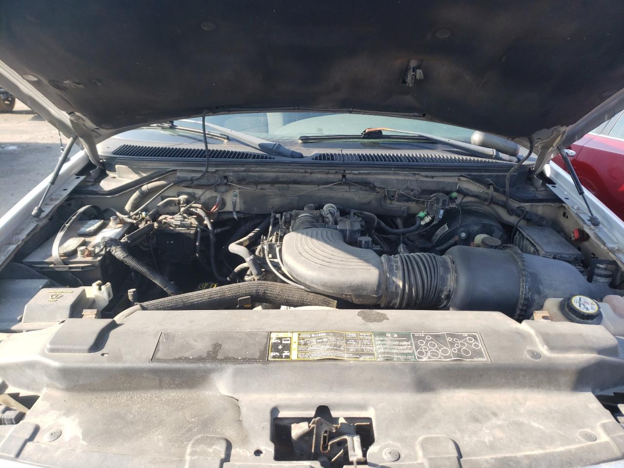 Photo 7 from auction – 2002 FORD F150 with VIN 2FTRX17W12CA68788