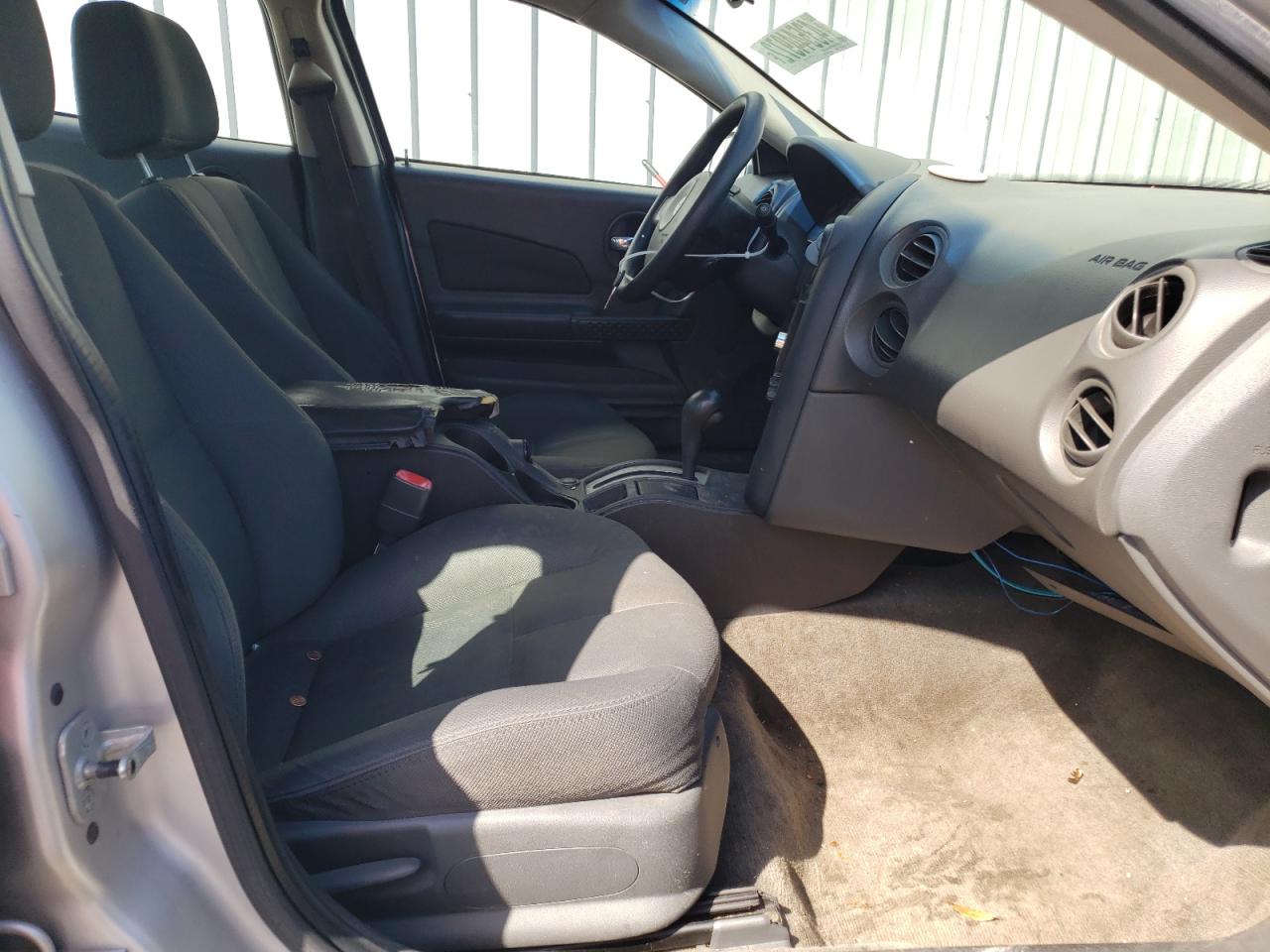Photo 5 from auction – 2005 PONTIAC GRAND PRIX with VIN 2G2WP522951136175