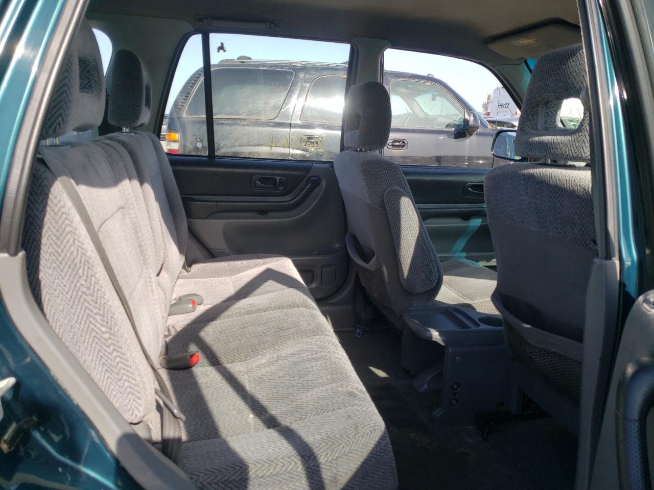 Photo 6 from auction – 1998 HONDA CR-V with VIN JHLRD1863WC062304