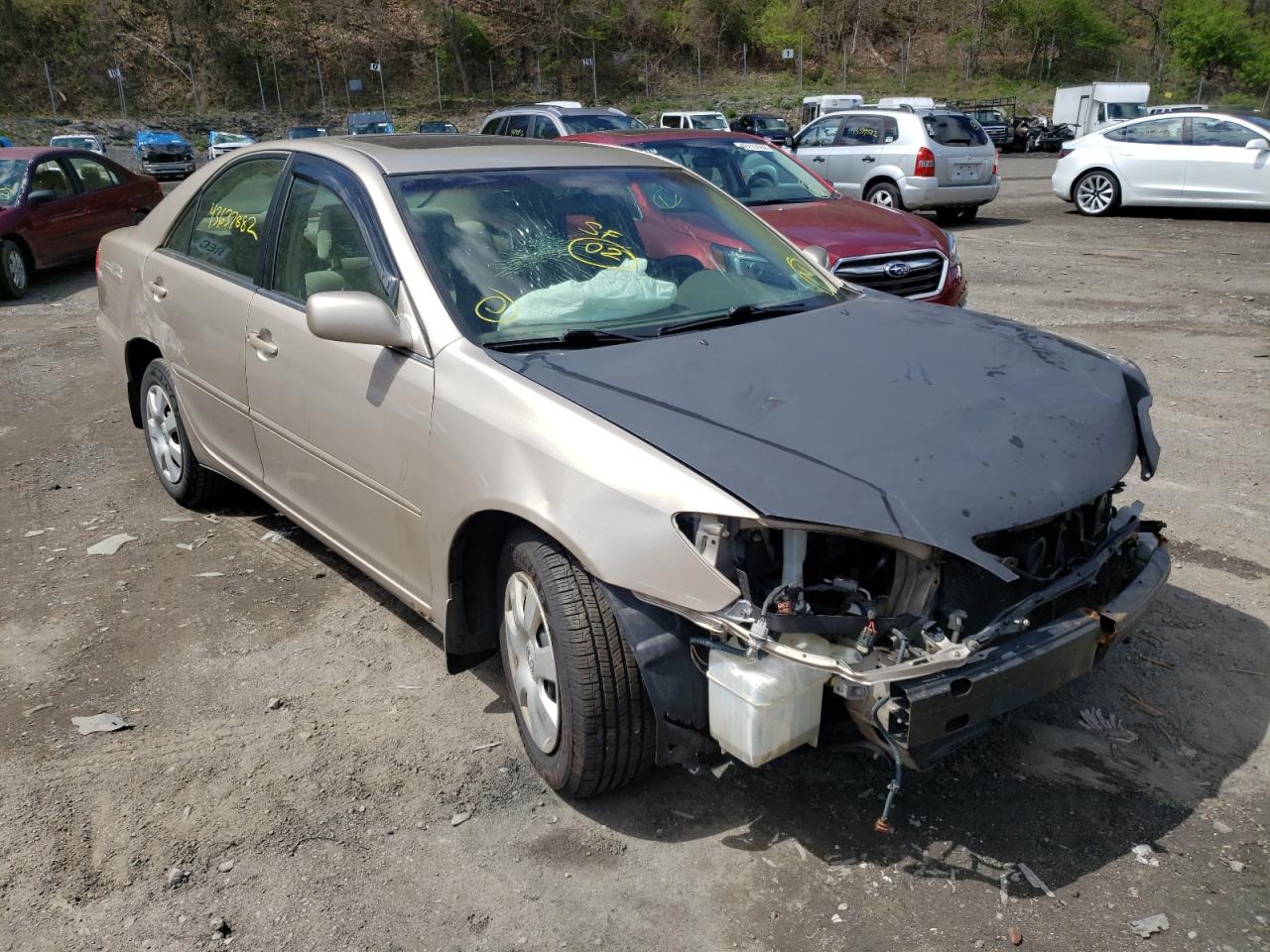 TOYOTA CAMRY LE 2002 with VIN 4T1BE32K02U569559 - Photo from auction